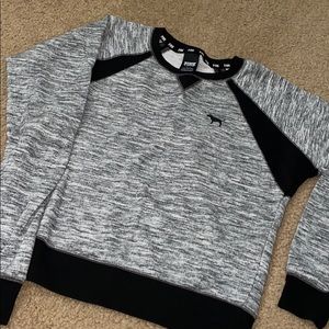 VS Pink - Grey/Black crew